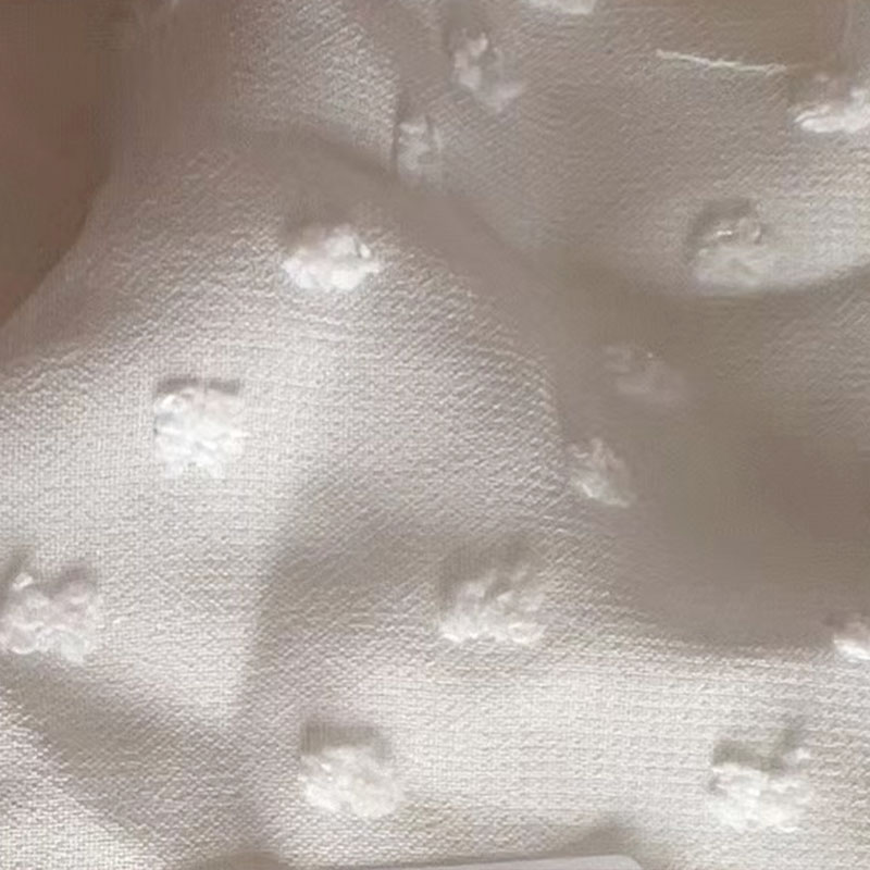 Paano Mo Makikilala ang Mataas na Kalidad at Mababang Kalidad na Chiffon Garment?